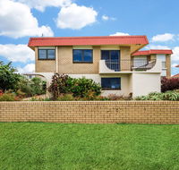 Beachfront Apt with Private Pool - Winery Find