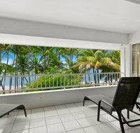 Beachfront Apt. In Alamanda Beachfront Resort 25 - Winery Find