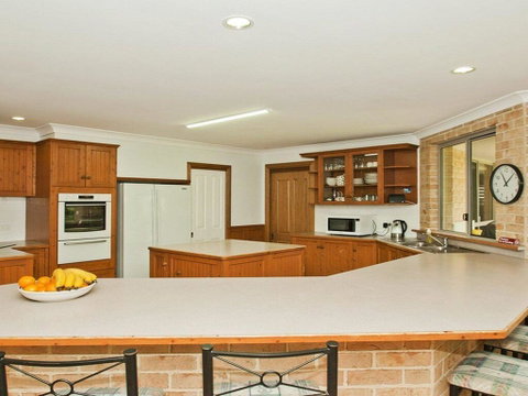 Beachfront Pool House - Absolute Beachfront - Winery Find 1