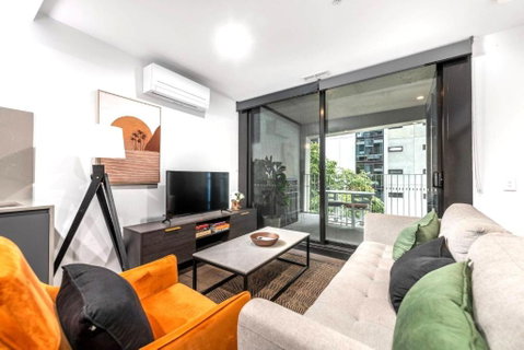 Reid City Escape Modern Stay In ACT - Winery Find 1
