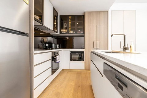 Restful Apt Near ANZAC Park West - Winery Find 3