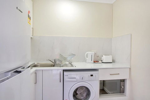 Renovated Stylish Studio - Winery Find 3