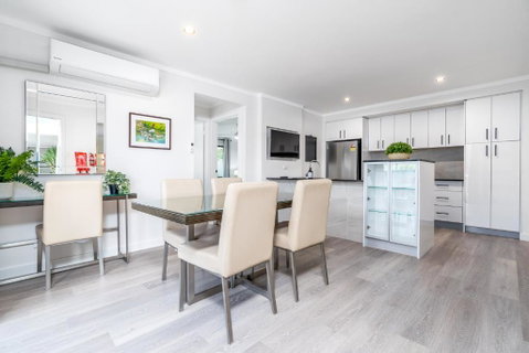 Renovated Townhouse Close To The CBD And Schools - Winery Find 2