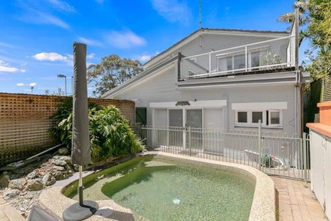 Resort Living Coogee - Winery Find 0