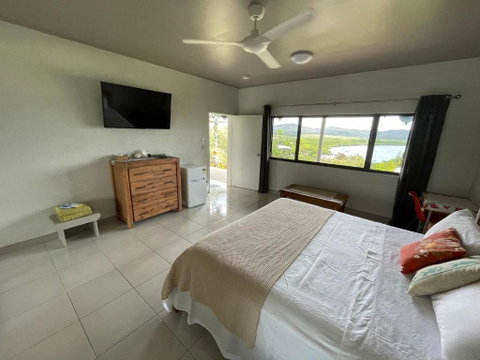 Riva-La-Vista-Cooktown - Winery Find 2