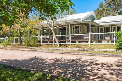 Rock Davis Luxury Beachouse - 100mtrs To Beach - Winery Find 3