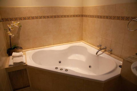 Rose Cottage Yarra Glen - Winery Find 3