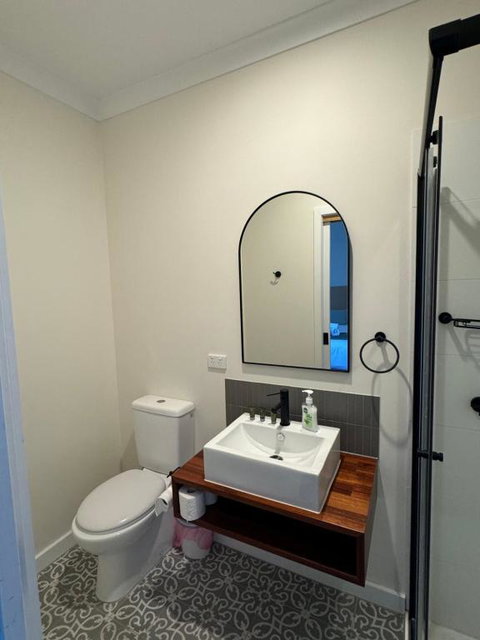 Royal Mail Hotel Whittlesea - Winery Find 3