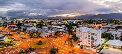 Rydges Esplanade Resort Cairns - Winery Find 2