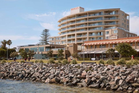 Rydges Hotel Port Macquarie - Winery Find 2