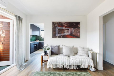 Sage Haven - Laidback St Kilda Beach Living - Winery Find 0