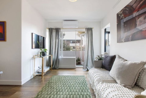 Sage Haven - Laidback St Kilda Beach Living - Winery Find 1