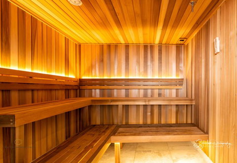 SALTWATER CALM@ The Cosmopolitan Unit 10508 - Winery Find 2