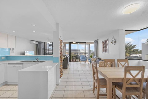 Salty Breeze - Rooftop Terrace & Jacuzzi - Winery Find 1