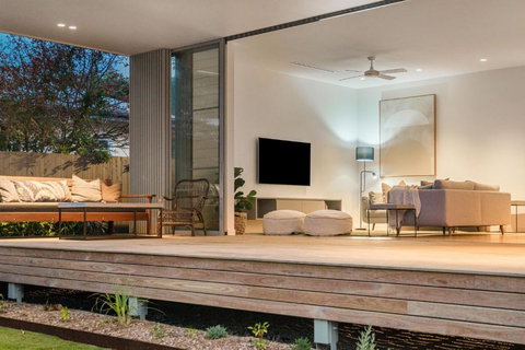 Sanctuary On Browning - Winery Find 2