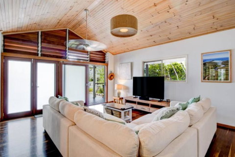 Sandalwood - Winery Find 0