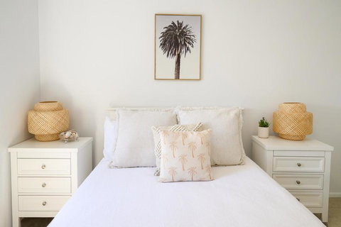 Sandcastles - Winery Find 0