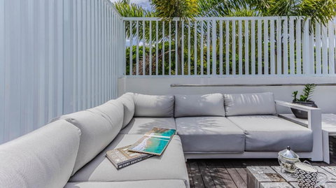 Sandcastles - Winery Find 1