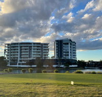 Signature Waterfront Apartments - Winery Find