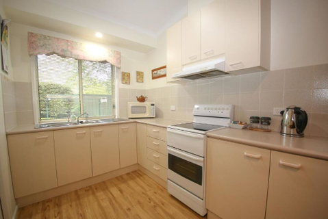 Silver Birches Holiday Village - Unit 5 - Winery Find 2