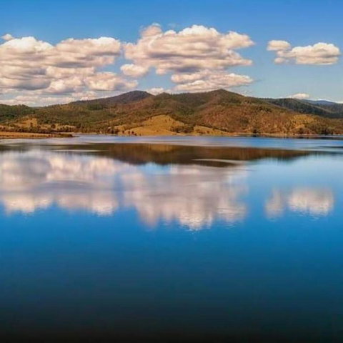 Somerset Lake House - Winery Find 0