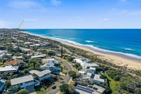 Beachside Luxury, Sunrise Beach - Winery Find 1