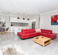 Best Central Wagga Townhouse - Winery Find