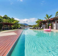 Blue Lagoon Lakeside Apartment - Winery Find
