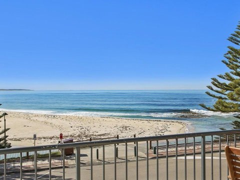 Blue Pacific 8 - Winery Find 1