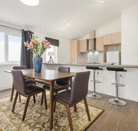 Blue Rosella on Piper - Winery Find