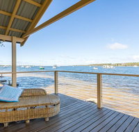 Bluewater - riverfront location with water views - Winery Find