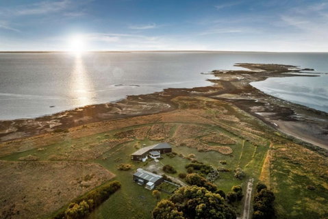 The Point Bass Coast - Winery Find 0