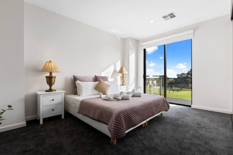 Woodforde 3BR House With An Amazing View - Winery Find 1