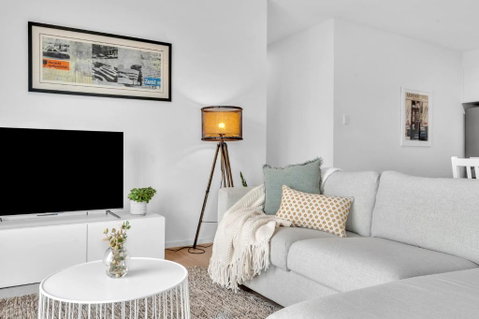 Flinders Corporate Extended Stays 8 -12 Weeks - Winery Find 0