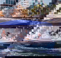 2-Hour Self-Drive Boat Hire on the Yarra River - Winery Find
