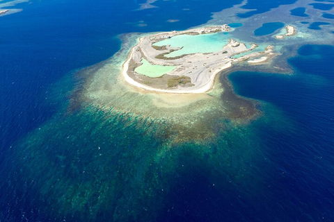 Abrolhos Islands Fixed-Wing Scenic Flight - Winery Find 4