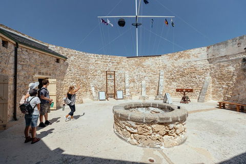 Private City Kickstart Tour: Fremantle Icons & Gems Of Perth - Winery Find 0