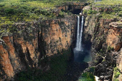 7 Days Darwin, Kakadu National Park, Katherine Gorge Touring Package - Winery Find 0