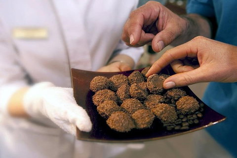 Explore Adelaide City Tour: Haigh's Tasting Chocolate & Adelaide Oval Tour - Winery Find 2