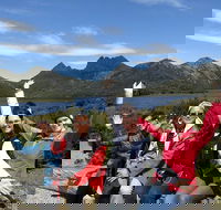 Cradle Mountain Active Day Trip from Launceston - Winery Find