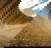 Wave Rock York Wildflowers and Aboriginal Cultural Day Tour from Perth - Winery Find
