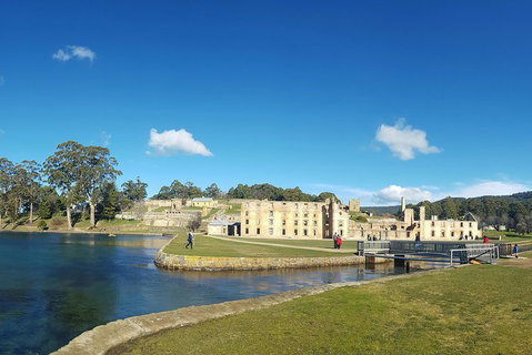 Small-Group Day Trip From Hobart To Port Arthur - Winery Find 1