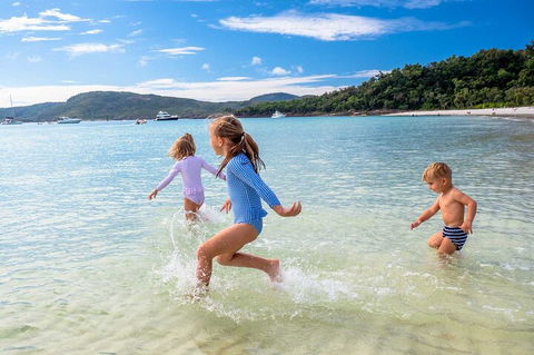 Whitehaven Beach And Daydream Island Cruise - Winery Find 3