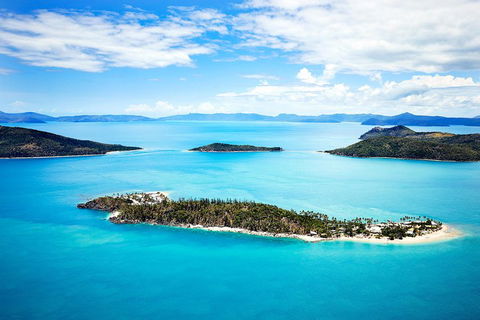 Whitehaven Beach And Daydream Island Cruise - Winery Find 5