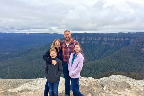 Blue Mountains Private Tour From Sydney, & Featherdale Aussie Animal Park Option - Winery Find 1