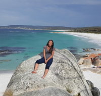 7-Day Super Value Tour of Tasmania Explore Tasmania's West and East Coasts - Winery Find