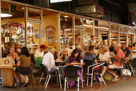 Small-Group Adelaide Central Market Early Breakfast Tour - Winery Find 2