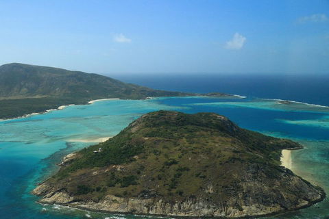 The Whitsunday Express Scenic Flight - 25 Minutes - Winery Find 0
