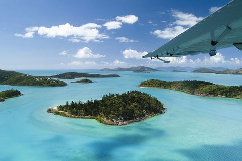The Whitsunday Express Scenic Flight - 25 Minutes - Winery Find 1