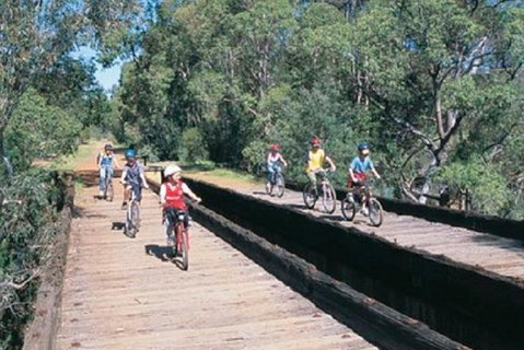 Perth Hills - Wildlife, Art & Gastronomy - Winery Find 2